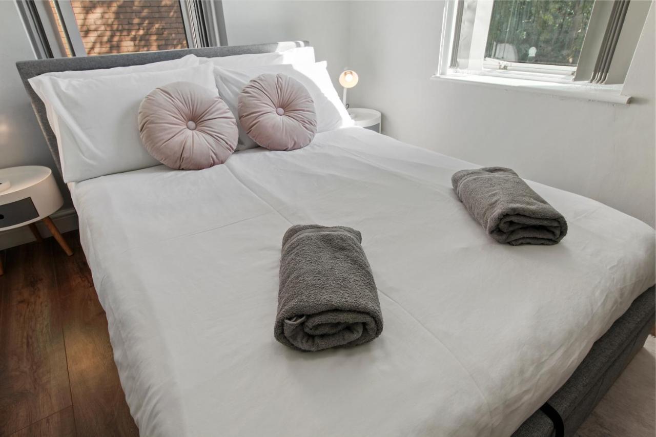 Stunning Studio Flat With Free On-Street Parking! Plumstead  Esterno foto