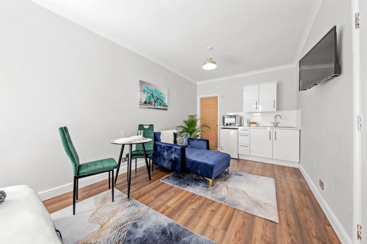 Stunning Studio Flat With Free On-Street Parking! Plumstead  Esterno foto